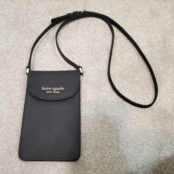 kate spade Handbags - Kate Spade Black Crossbody Bag